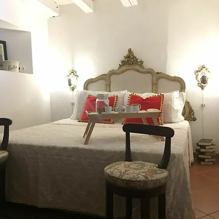 Maison Des Artistes Holiday home