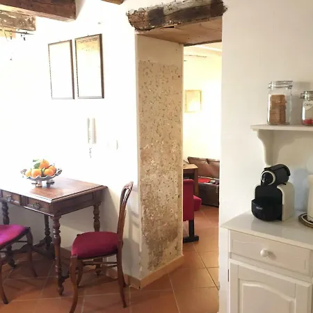 Maison Des Artistes Holiday home