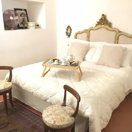 Maison Des Artistes Holiday home *